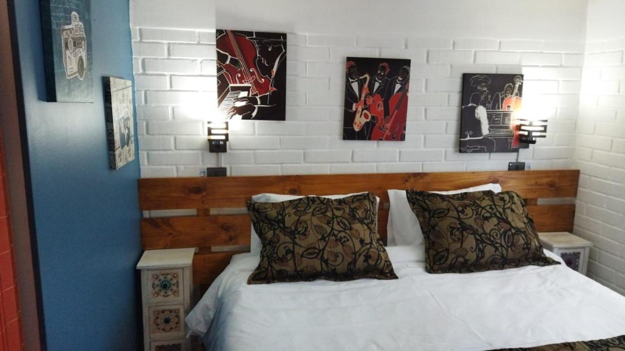 Casa Roble Anejo Bed & Breakfast Санта Крус Екстериор снимка